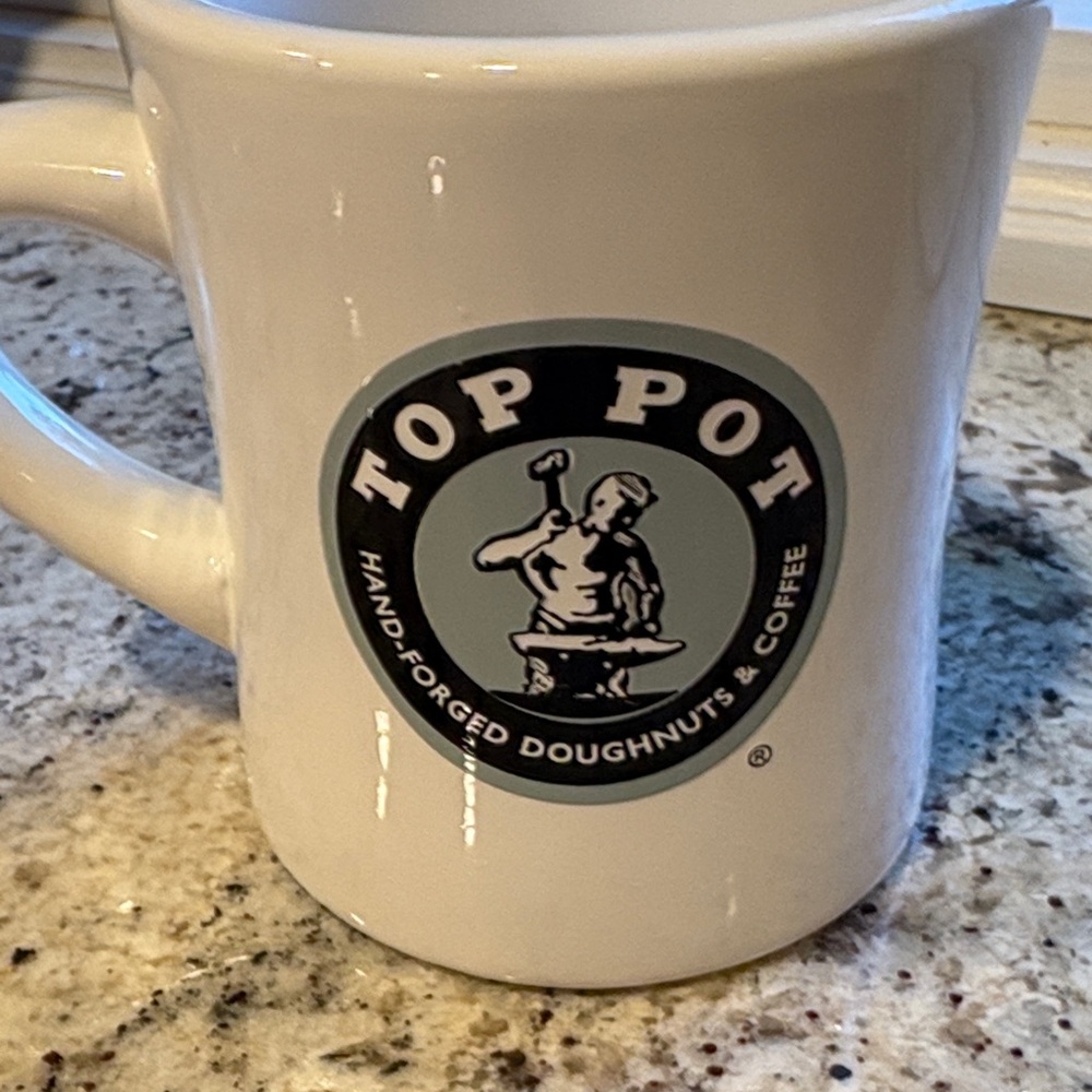 Top Pot Hand Forced Doughnuts & Coffee 16oz mug